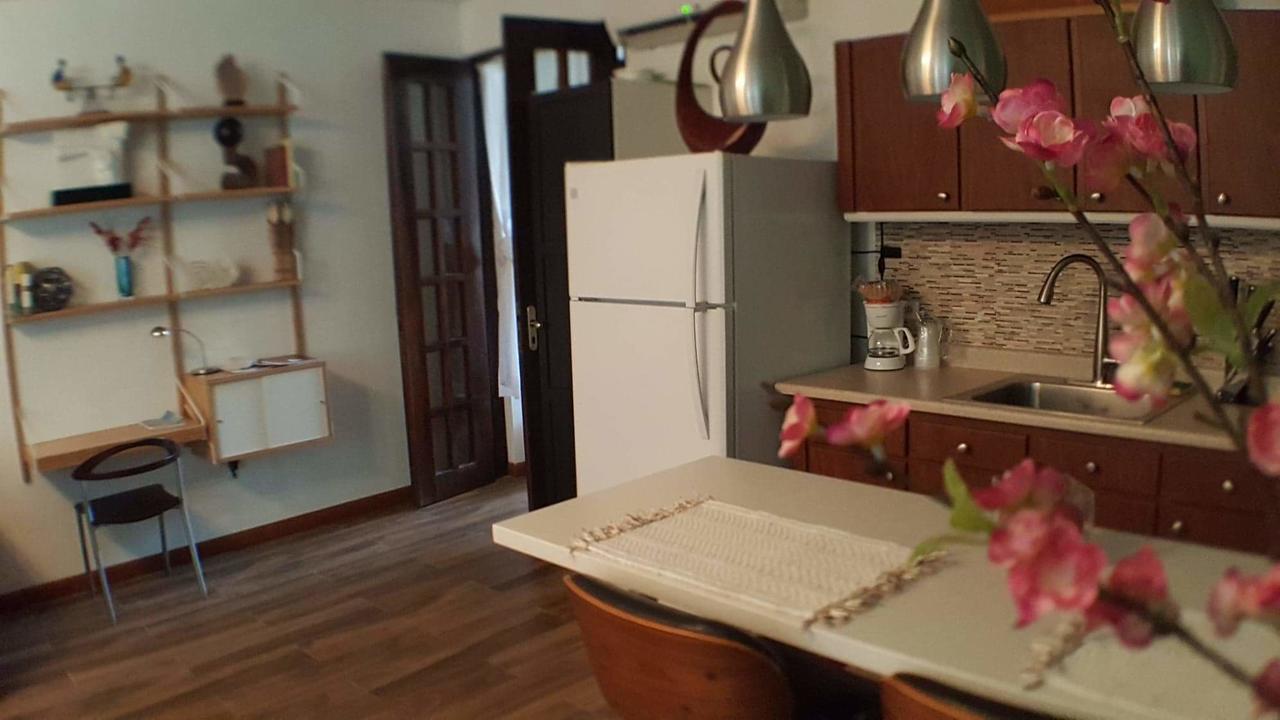 Cozybeach Large 1Bdrapt 50 Steps From Atlantic Ocean Private Street Between Ocean Park & Isla Verde 5 Mins From Airport San Juan Buitenkant foto